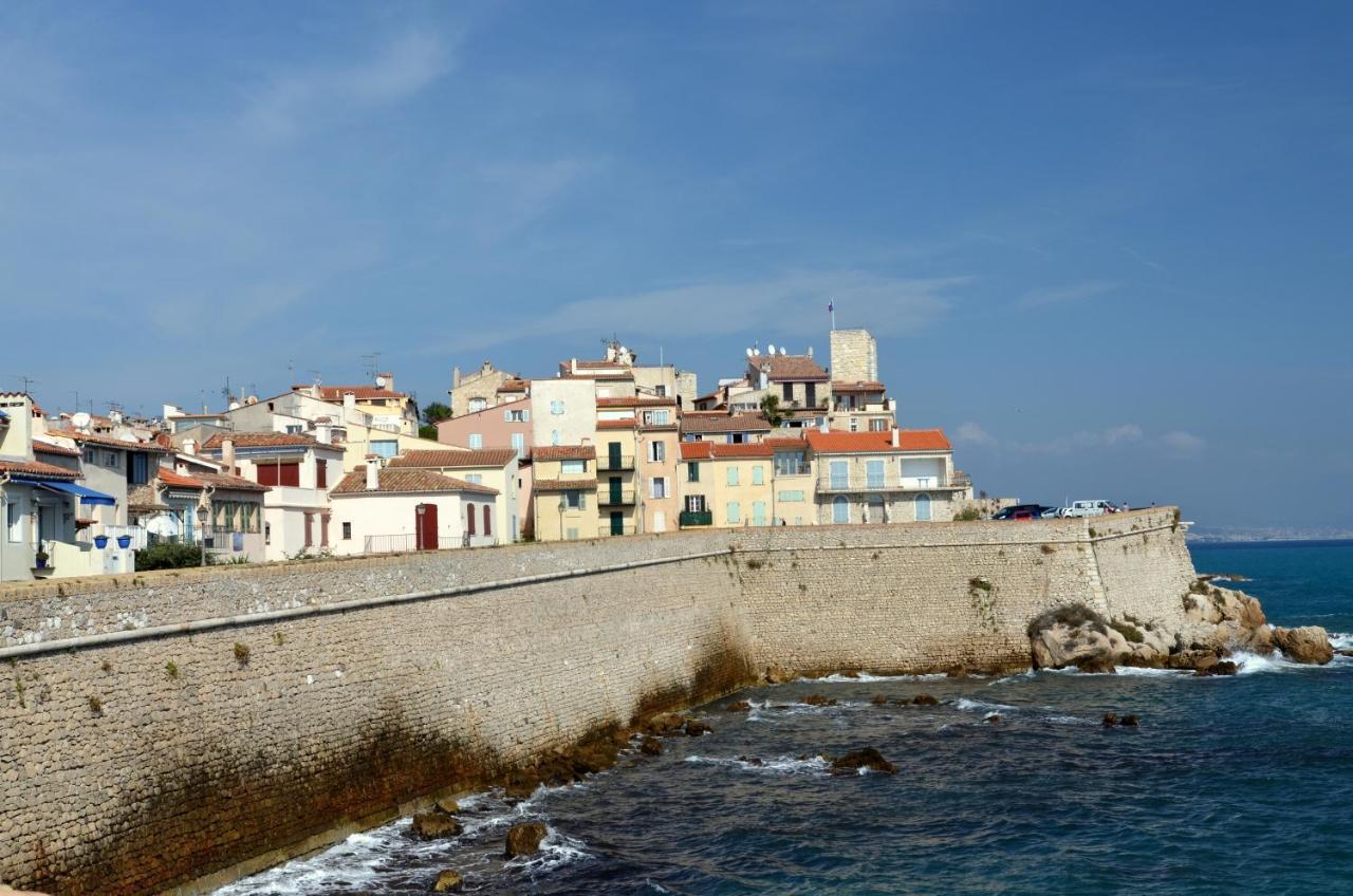 2 Pieces Climatise Avec Balcon Dans Le Vieil Antibes, Residence Avec Ascenseur المظهر الخارجي الصورة